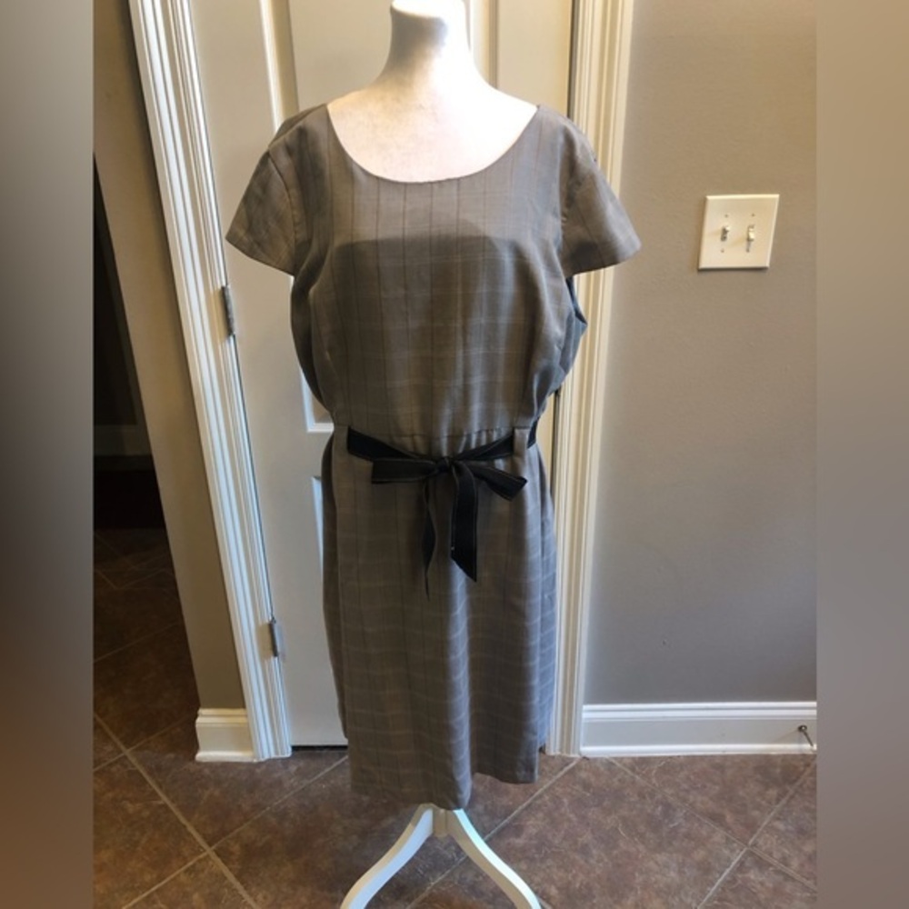 Vintage Studio I Dress Size 24W